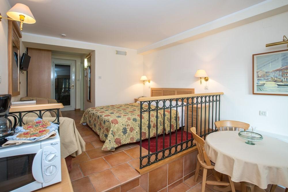 Apartments Bellevue Plava Laguna Poreč Exterior foto